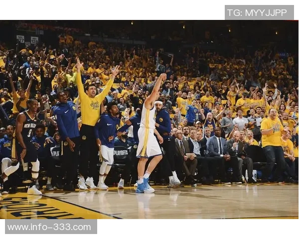 克洛尼表现出色关键时刻两罚稳健砍下23分11篮板助攻和抢断全能数据